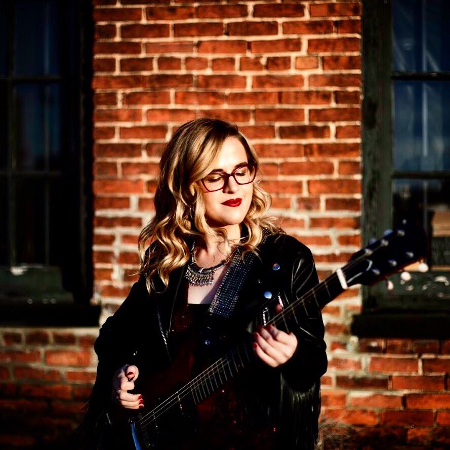 Lots of shows coming up!! Head over to megwilliamsmusic.com/shows for the full list ✨