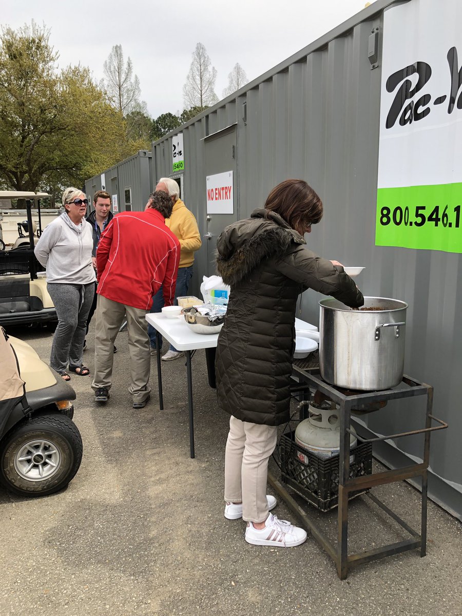 LouisianaOpen's tweet image. When it’s colder than normal, what do you do? Well in South Louisiana you cook a gumbo in the parking lot at the tournament office. #laopen #gumbo #goodfood