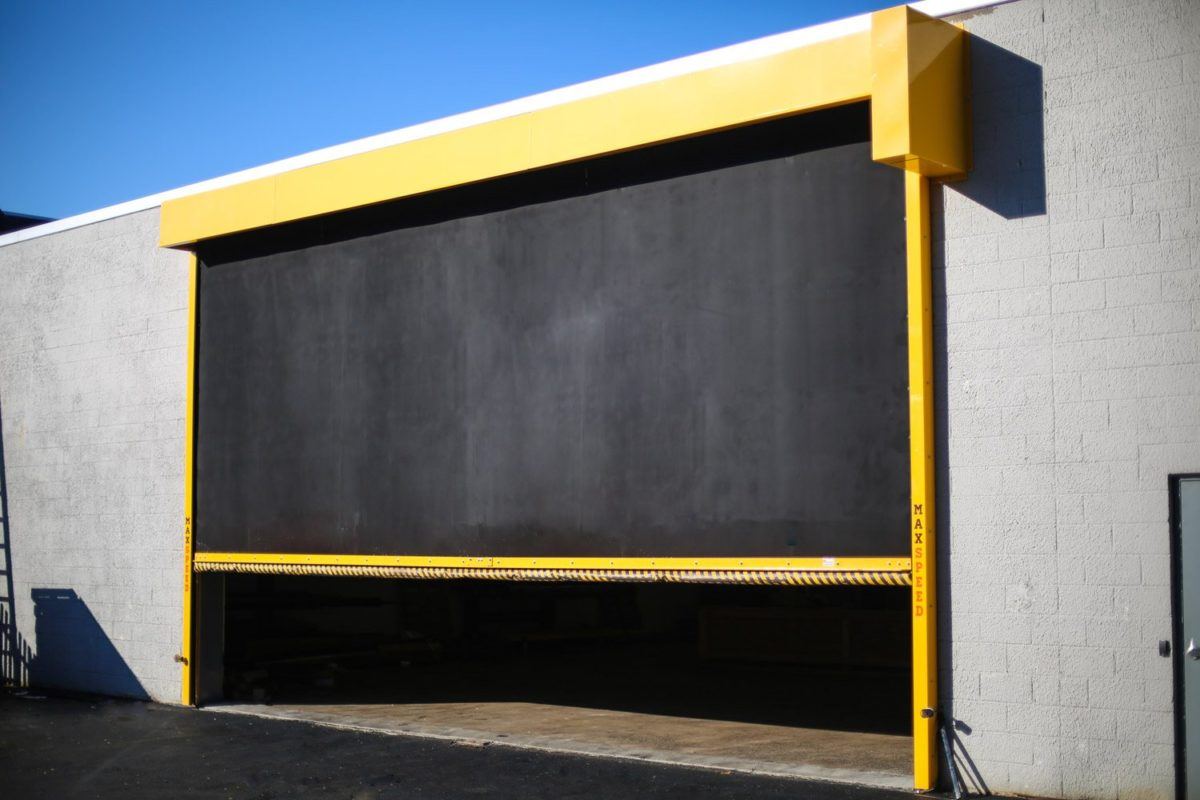 If you demand #dependable coverage for high traffic openings prone to impact damage from trucks, forklifts, and other vehicles, watch how to eliminate #security concerns FASTER than ever with #MaxSpeed: bit.ly/2Wtl2te