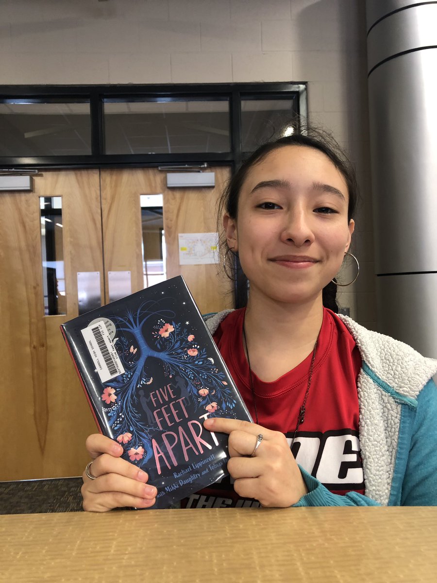 MediaCenter_CHS's tweet photo. These ladies are excited to read their books that are also movies 📖 🎥 
Tell us a book you thought was better than the movie. 
#CHSisthebest https://t.co/VX5IKZ7Ss6