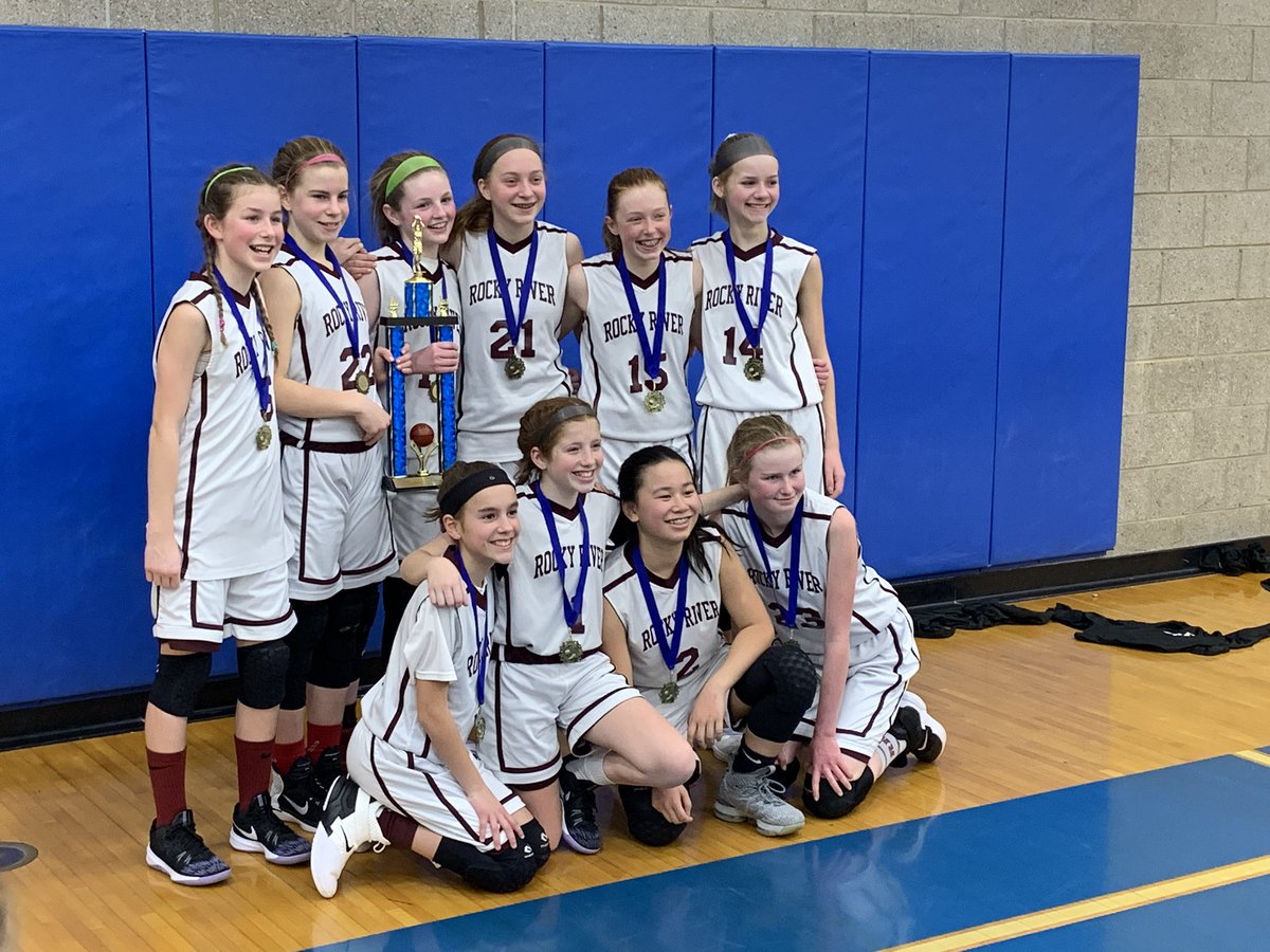 rrhsgirlsbball1's tweet image. 7th grade champions!