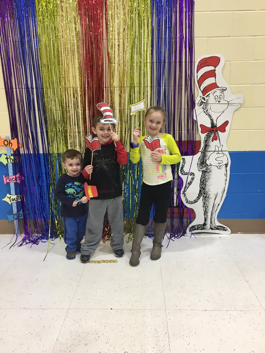 March into Reading Night <a href="/PantherPrideMFA/">MFA</a>  Kids had lots of fun &amp; picked up their new library cards! 📚 #tfspantherpride
