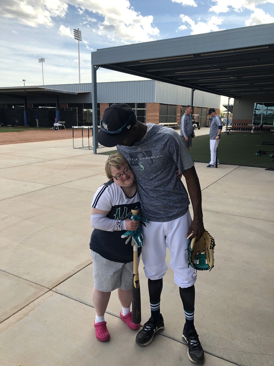 Dee Gordon stopped my sister in her tracks and handed her his bat, batting gloves, and arm sleeve. He’s the man.