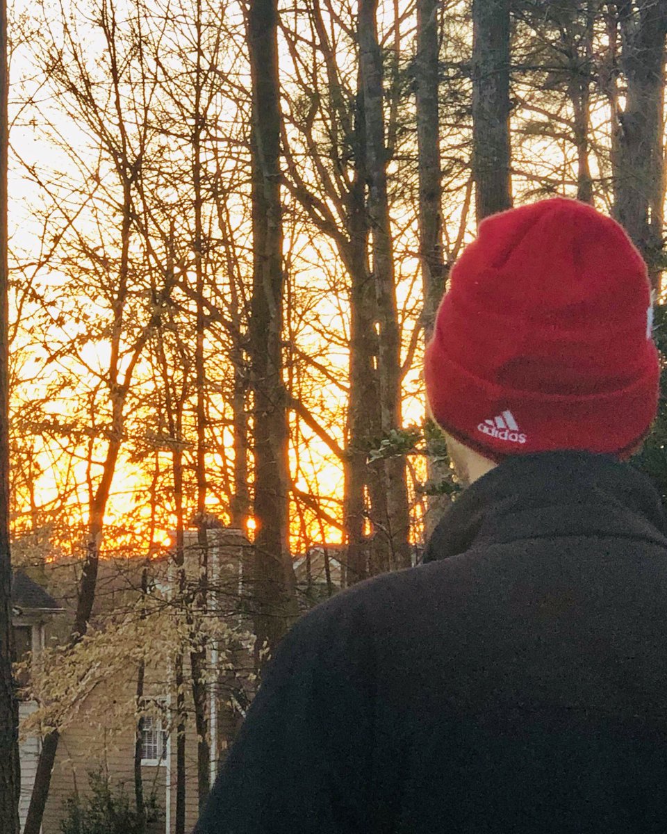MrsWhite_AFMS's tweet photo. Do you appreciate the little things? My color-blind husband was able to watch the sunset tonight with his new glasses. He said it was amazing! I agree! ❤️ @enchroma #accessibility #somuchcolor https://t.co/qpBFVKSCVr