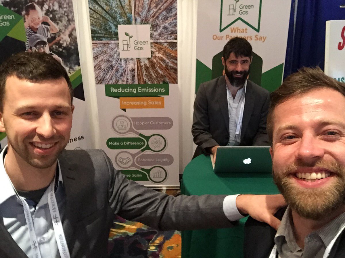 GreenGas_org's tweet photo. Look at this Green Gas team, all gown up with their very first trade show booth! 

#BringingEnvironmentalSolutionsToGasStations

#WPMA https://t.co/xwD3IjpbY1