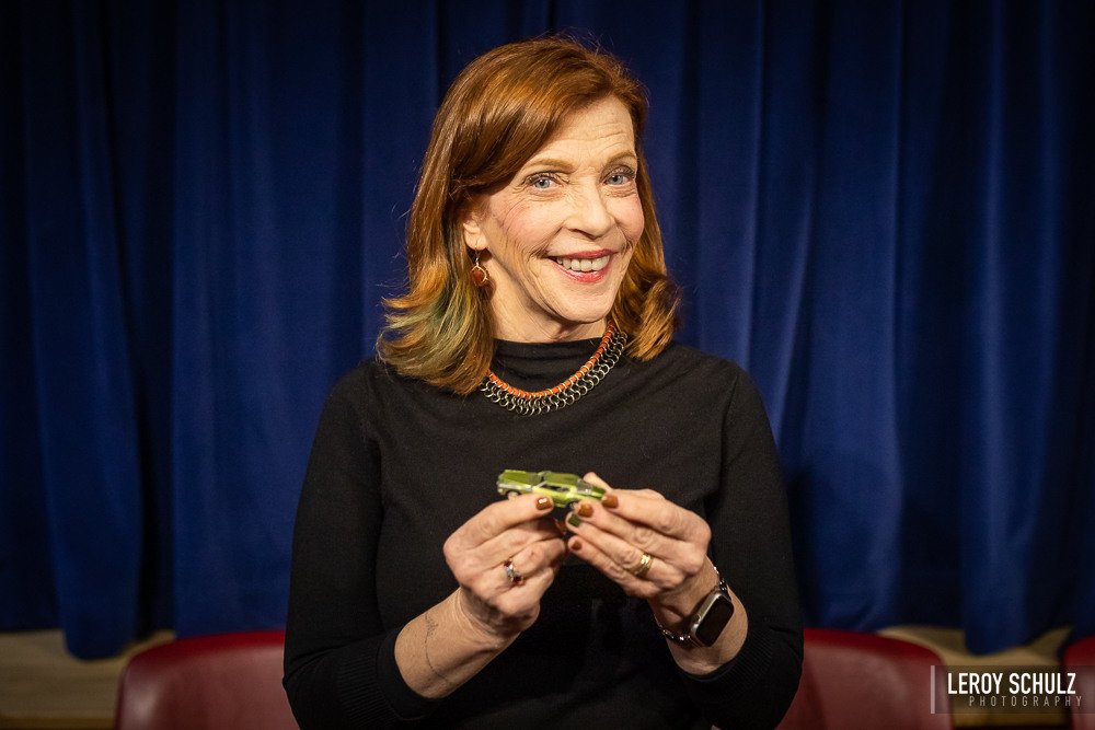 mlgcar's tweet photo. Can we all agree that GREEN orchids are the most beautiful? @newyorker staff writer @susanorlean knows a thing or two about orchids + she's now part of the GREEN car collective. Welcome!   https://t.co/Je4J45nuRG #WeAreAllConnected @simonschuster https://t.co/XPuKqG6nXp