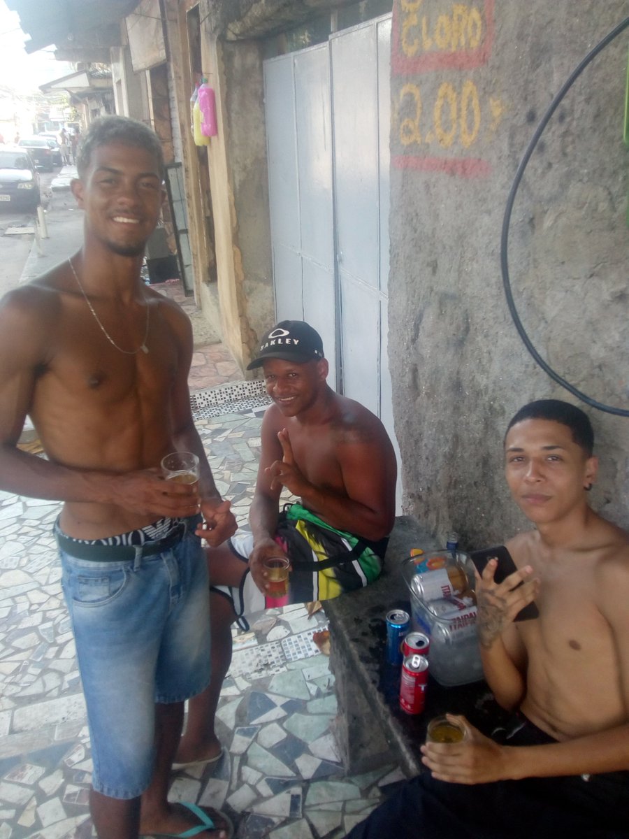 Andrey21597946's tweet photo. Quarta de de cinzas com os crias.
#mtpaz
@PQD https://t.co/tLkz732CRQ