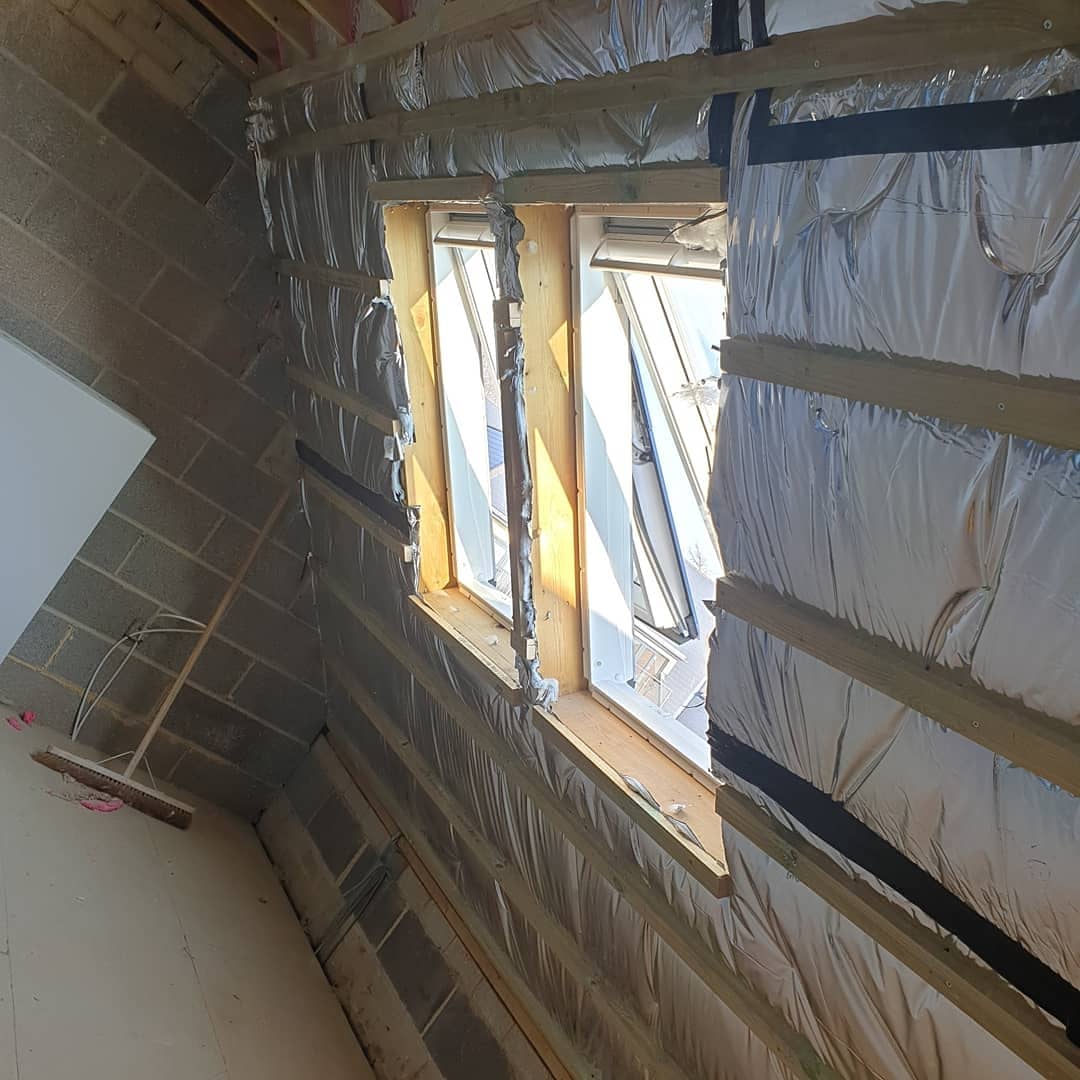 Acdrylining tweet picture