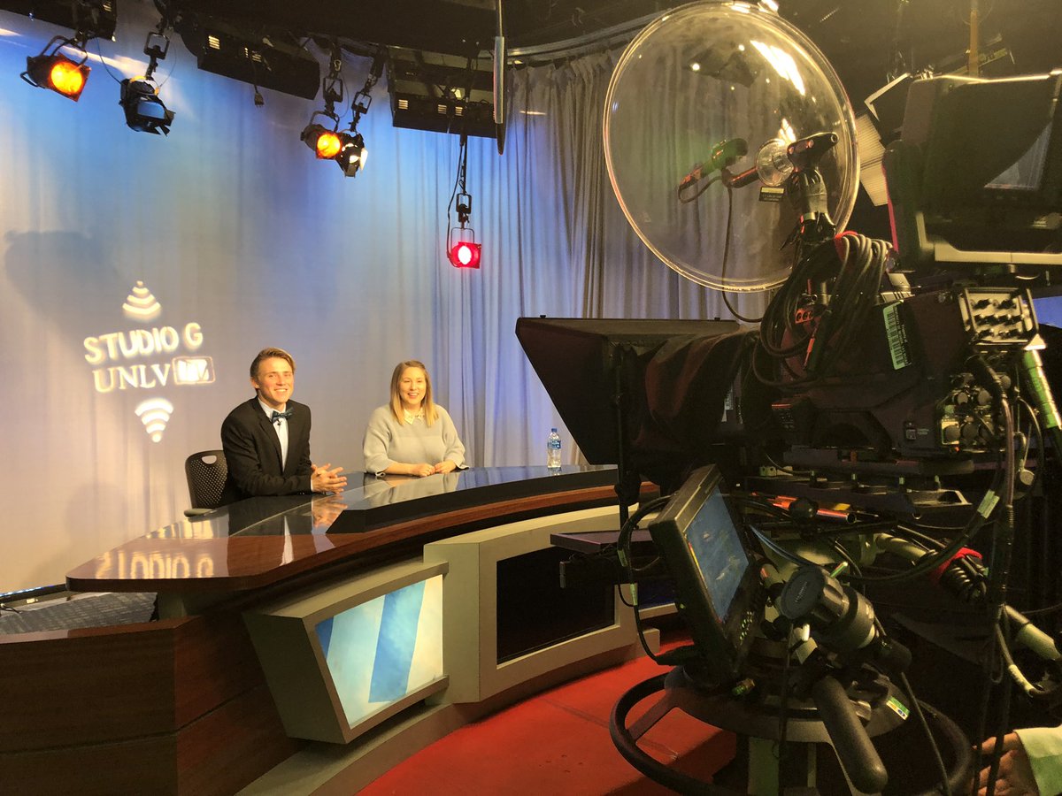 UNLVStudioG's tweet photo. Day 2! Going live in 5! https://t.co/ONfdtazicU https://t.co/kIW95BKWEa