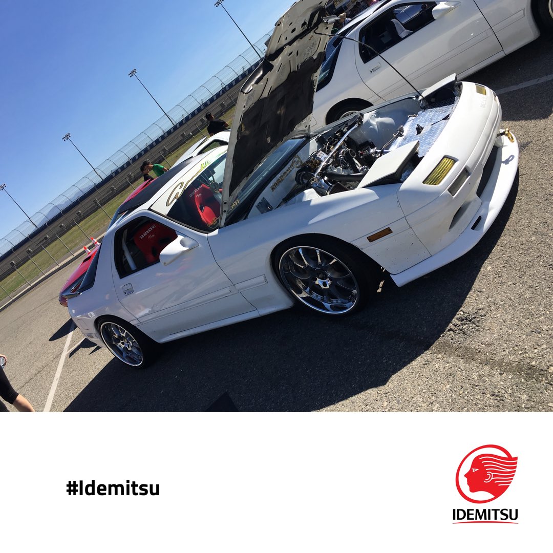 IdemitsuLubes's tweet photo. Mazdas and sunshine = a great day! #mazda #idemitsu #sevenstock #rotaryengine https://t.co/A2qDdA0ZpL