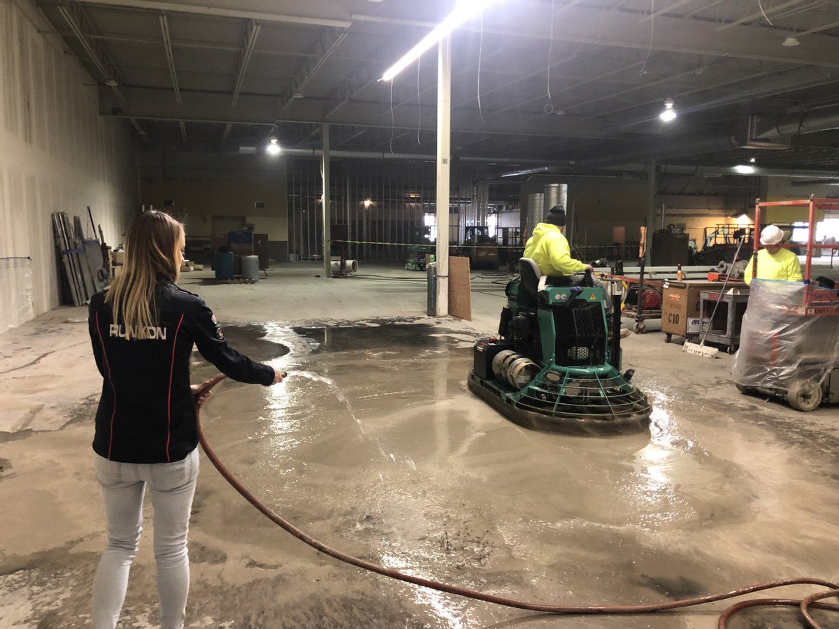 runyonsurfprep's tweet photo. Mastic Removal Before and After: We are excited to share this awesome demo we did last week with a customer in Chicago. We were able to do a mastic removal with our MPS. The before and after p...
#RunyonSurfacePrep #WeAreRunyon #training #masticremoval #RunyonTrainingCircuit #MPS https://t.co/WLBHZYWVrL