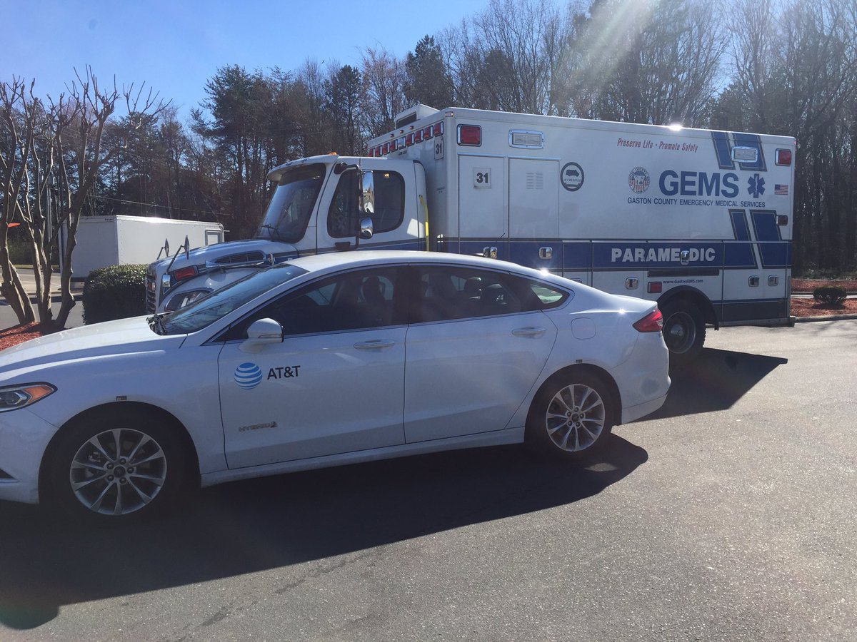 Ahhhhh it’s like Batman and Robin.. the dynamic duo.... <a href="/JJ119S/">Jacob Jones</a> <a href="/jillmill321/">Jillian Miller</a> <a href="/Karingarrido2/">Karin Garrido</a> @EastRegionIHX <a href="/FirstNet/">FirstNet, Built with AT&T</a> <a href="/FirstNetGov/">FirstNet Authority</a> <a href="/IHXRoads/">IHXRoads</a>