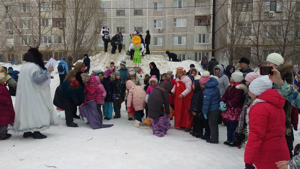 Meteocentr2's tweet photo. Жители микрорайона Метеоцентр  праздновали масленицу! Участвовали в конкурсах . Спасибо всем за помощь в организации праздника .@promadm @Chernyshkov_VA https://t.co/Kl3OvW2IbY