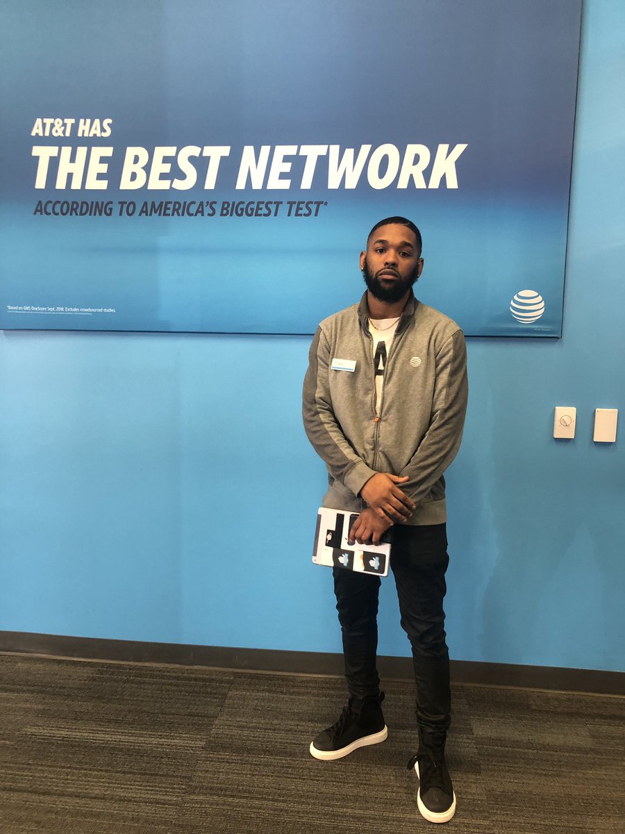 BryanNelsonJr1's tweet photo. If you Know you Know🗣 #ChinaTown #TheBestNetwork #Att https://t.co/y7KPzQz6qT