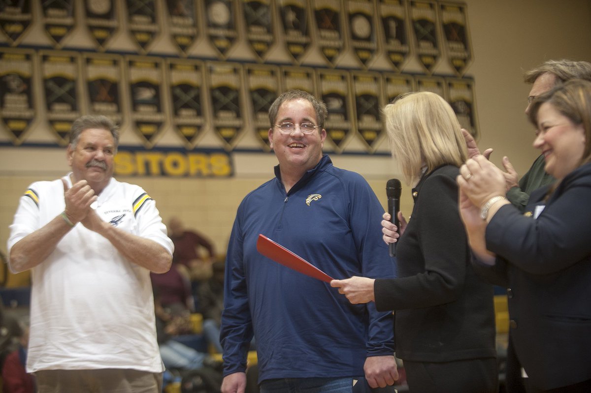 Saddened to hear of the passing of Severna Park's No. 1 fan, Kenny Elgert. I was honored to write about Kenny in 2014. capitalgazette.com/cg2-arc-140207…