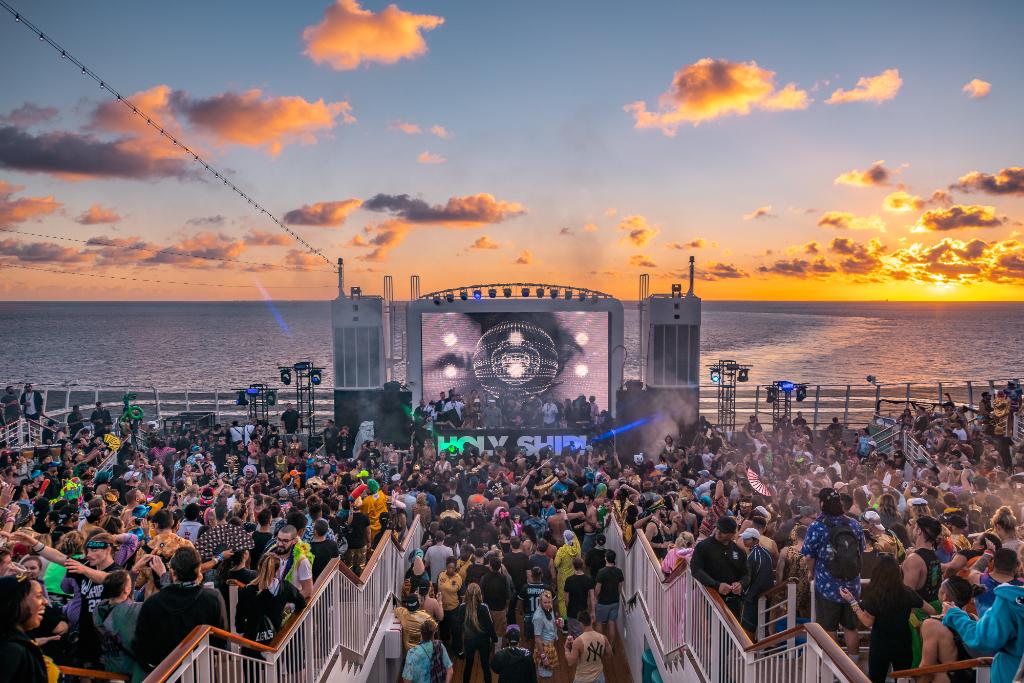 Holy Ship 2020