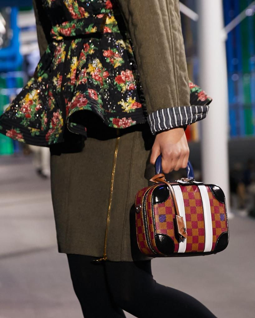 Louis Vuitton on X: #LVFW19 Compact and colorful. One of the new Mini  Luggage BB bags from @TWNGhesquiere's latest Collection. See more at   #LouisVuitton  / X