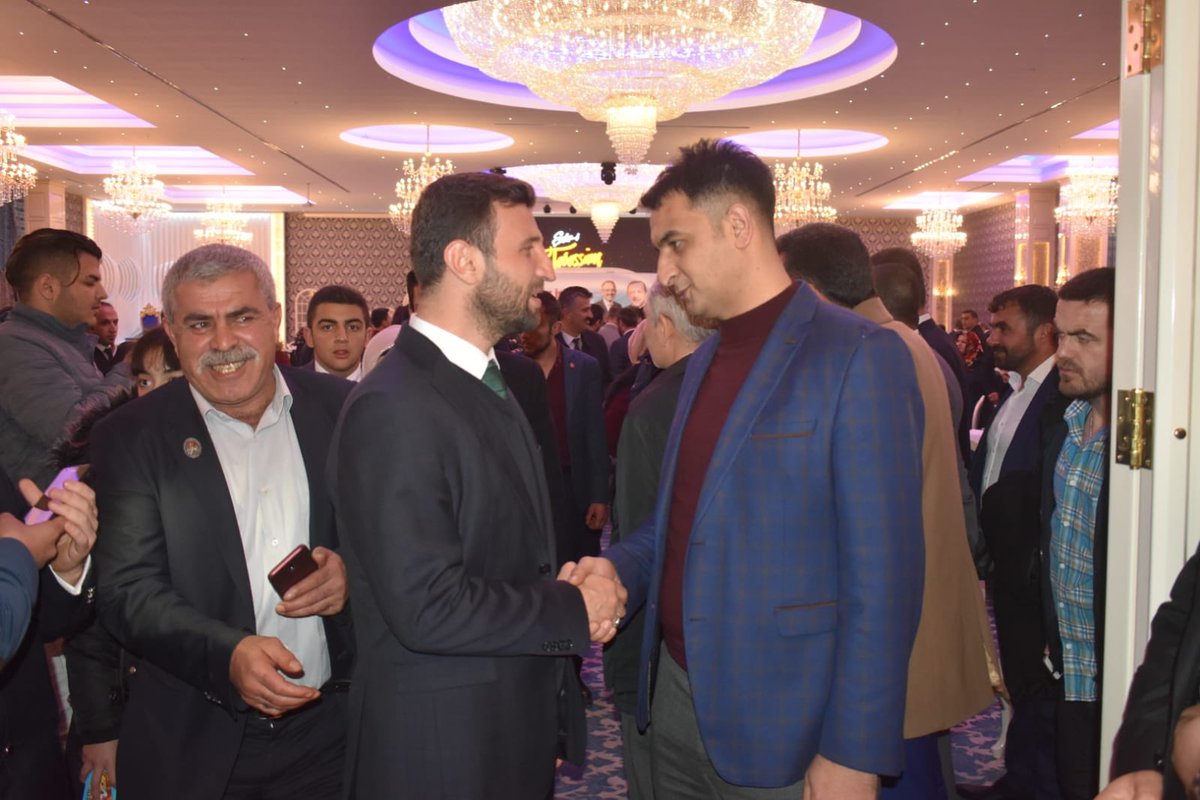 _arifsaylam's tweet photo. @TC_icisleri Bakanımız Sn. @suleymansoylu ’nun Katılımı İle gerçekleşen proğramda Ankara Milletvekilimiz Sn. @orhanyegin ,Pursaklar Cumhur ittifakı Belediye Başkan Adayı Sn. @ayhanyilmaz06 , bir araya gelerek Hasbihal etme ve taleplerimizi bakanımıza iletme fırsatı bulduk. https://t.co/pzyfqLCL6h