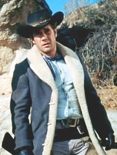 brolensky's tweet photo. Jess Harper kicking ass is 👏 why 👏 I 👏 watch👏 Laramie👏 on 👏 @STARZ Encore West 👏 #RobertFuller #JessHarper #Laramie #westerns https://t.co/7MftDIRhG0