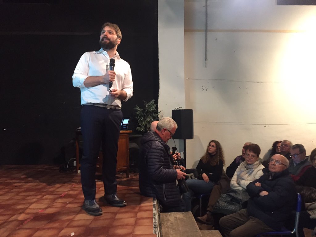 PDFirenzeMet's tweet photo. Questa sera a #dicomano alla presentazione della candidatura di @StePassia #salapiena in bocca al lupo Stefano!!! https://t.co/6ovt1kRj2k