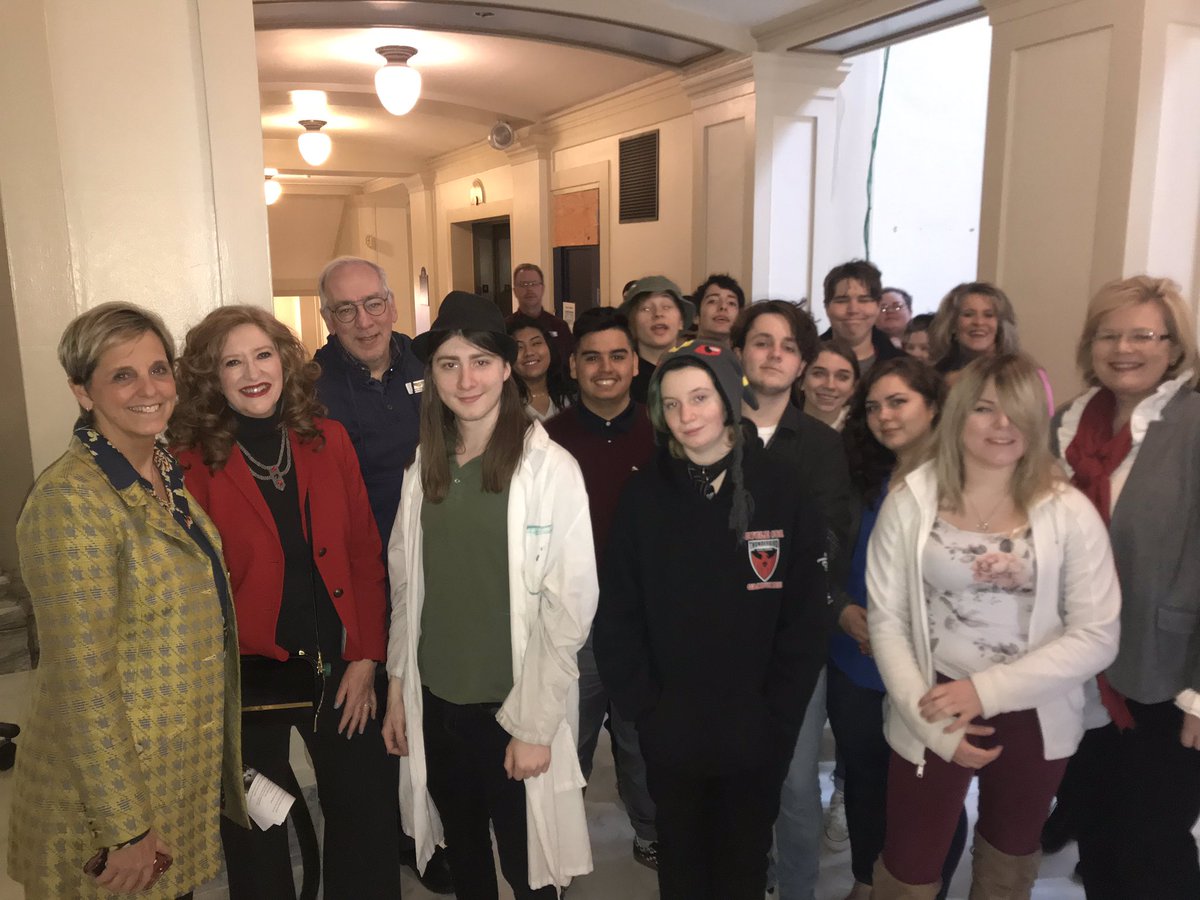 StreetSchoolED's tweet photo. @carolbush61, representative for District 70 and Representative Dill with District 69 met with more than 32 students who went to the Capitol today for Alternative Education Day in OKC. https://t.co/vSLSK0JkhE