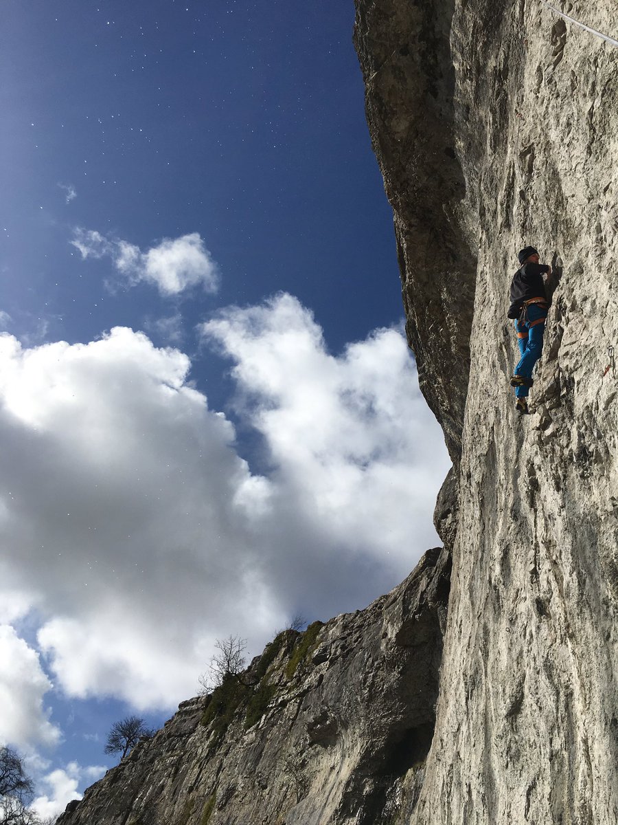 Malham you beauty! Carrying a heavy rucksack in Scotland all winter hasn’t prepared me for the intricacies of Malham. I got spanked!@the_AMI