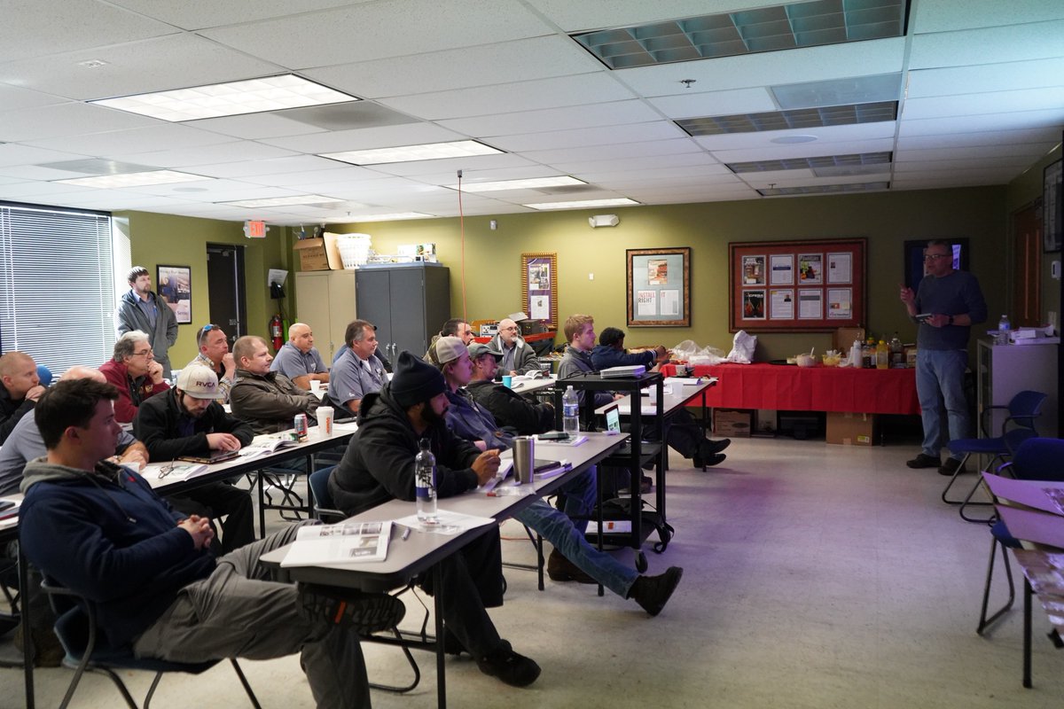 emr_service's tweet image. Full house today at our Baltimore HQ! Mark Maust with Frymaster is here for a 2 day fry master class. 12 EMR techs + 10 techs from Pine Heights Commercial Services and K &amp;amp; D FACTORY SERVICE, INC. are in attendance!

#thEMRway #Frymaster #Welbilt #Commercialkitchenequipment