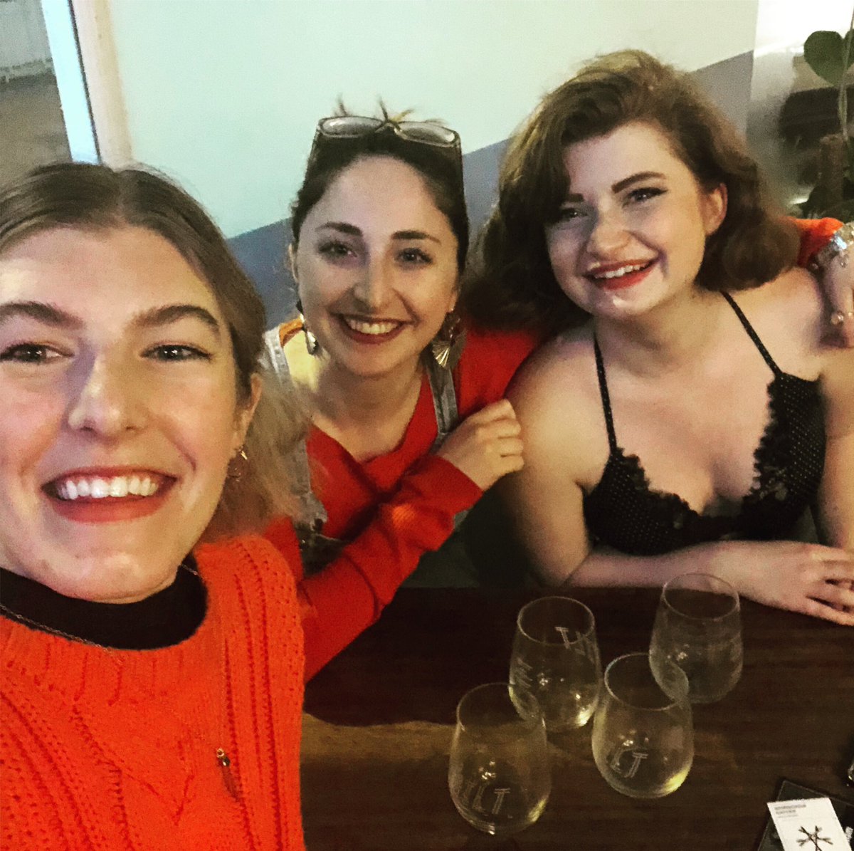 LYNNEBEC2's tweet photo. We are SO excited to be collaborating with the stunning @rosietee ! Follow the link here: https://t.co/Zs6cZ21n5K to her upcoming EP Launch on the 28th March at The Edge in Digbeth ! #performers #birmingham #newwork #birminghamartists #birminghamsinger https://t.co/JiGdqKHDX6