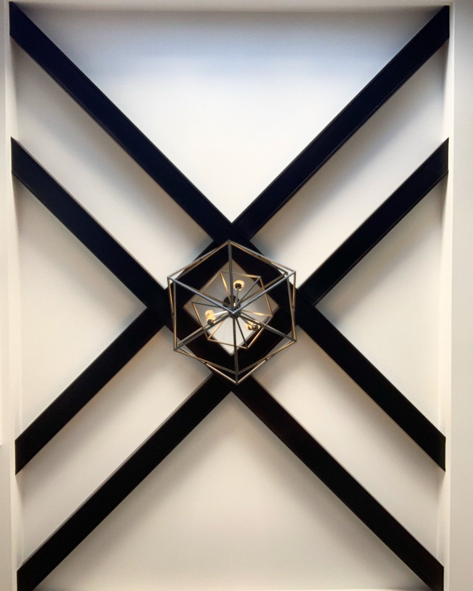 landmarkyeg's tweet photo. The Toronto show home in Glenridding Ravine is exquisite... We can’t wait to show you guys—stay posted for the grand opening date at the end of this month!!
#LandmarkHomesYEG #IngevaDesignStudio #LiveLoveLandmarkHomes #YEGlocal #YEGhomes #YEGRE #Edmontonliving https://t.co/CBarnZbUgC