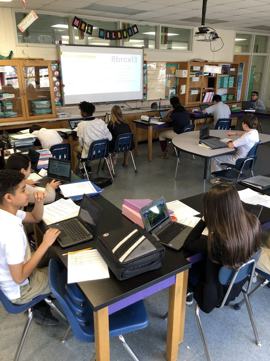 AMS_Science's tweet photo. @AnnapMSAACPS is preparing to show MISA who’s boss next week! 👊🏼🎤✋🏼 #AACPSAweome #amsscience https://t.co/DW8F3cMLZQ