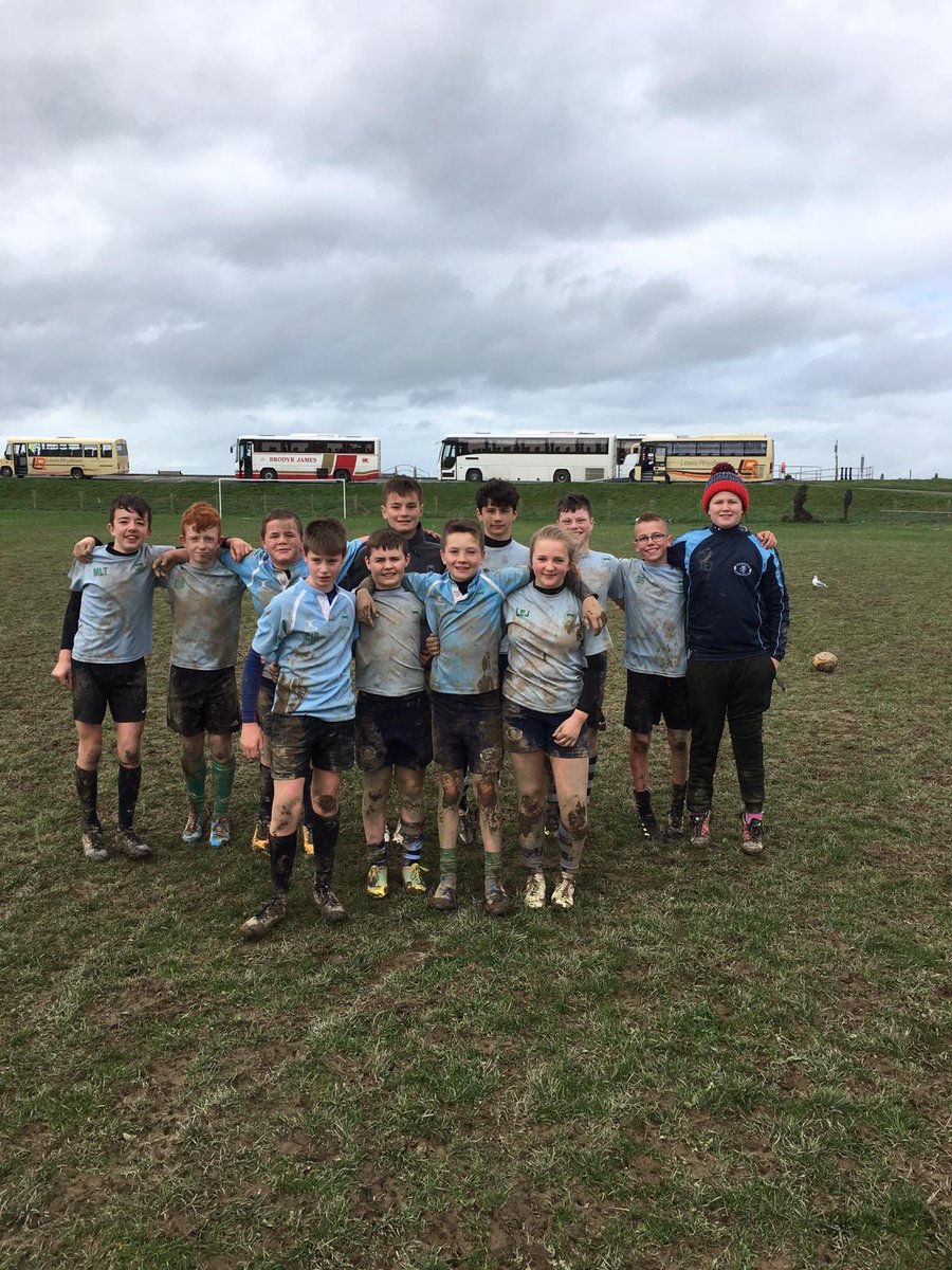 Da iawn i fechgyn Bl. 8 a 10 am gystadlu yn nhwrnament rygbi 7 bôb ochr heddi lawr yn Aberaeron. Dangoswyd rygbi da hyd yn oed gyda’r tywydd mor wael.