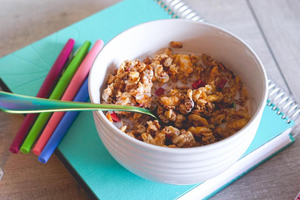 hellojoia's tweet photo. #AD Experience digestive wellness with @GetHappyInside cereal from Kellogg's®!
#GetHappyInside and head over to your local Publix for savings now through 3/15/19! https://t.co/kfHGFkPJRr Image via: @sunnysweetdays https://t.co/fXy3cxhVip