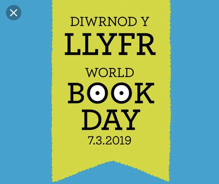 LlythBerwyn's tweet photo. Cofiwch am Ddiwrnod y Llyfr ‘fory!! Bydd cystadleuaeth i ddyfalu beth yw hoff nofelau athrawon Ysgol Y Berwyn! #DiwrnodyLlyfr2019 #trwynmewnllyfr #carudarllen #dathludarllen https://t.co/hSAct7hjyn