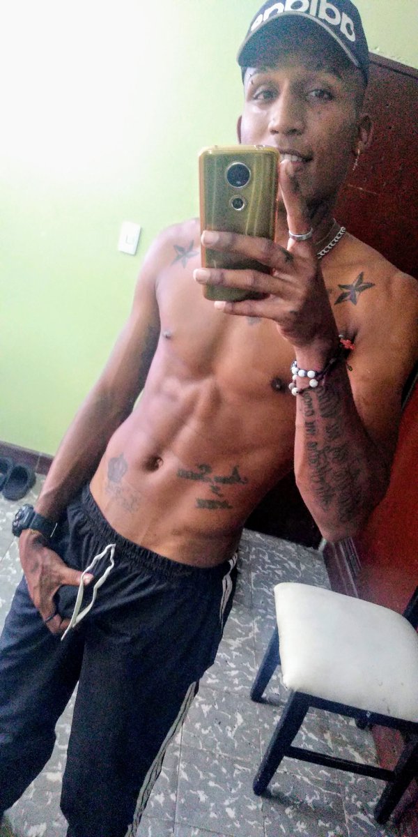 BrayanStevenQu6's tweet photo. Hot 💣💨💨 https://t.co/HsViX7Zlcr