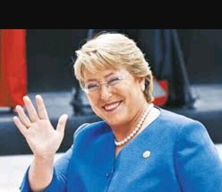 bakan43658154's tweet photo. Yo creo que cuando @mbachelet sea presidenta de chile 🇨🇱 por 3a. @sebastianpinera va a decir yo Vote x ella, porque me tenía “obsesionado”

#ObsesionFatal https://t.co/NGX7NXvTz8