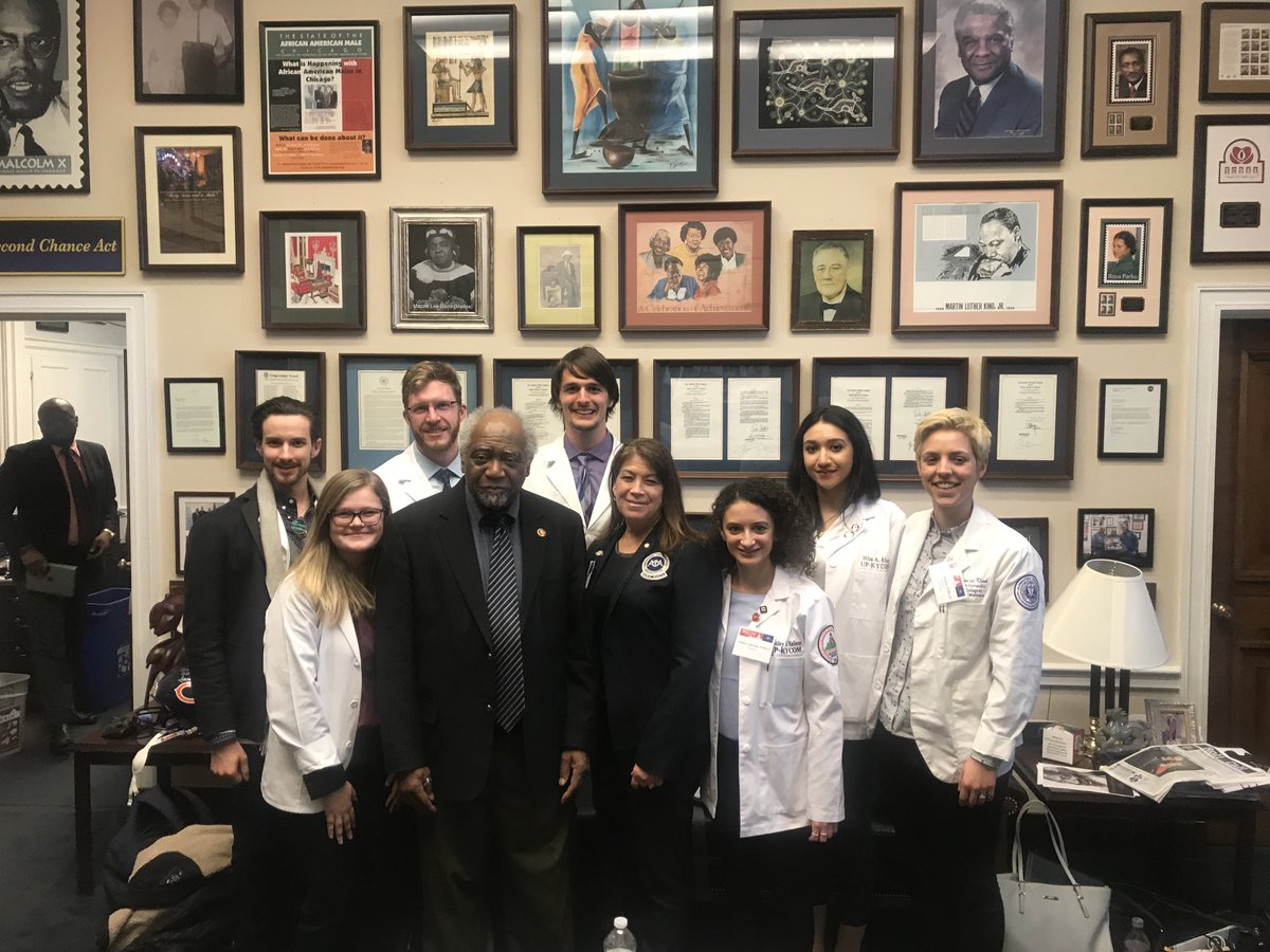 katedekOMS's tweet photo. Terrific day on Capitol Hill, advocating for measures that will help people pay for their healthcare, and improve access to primary care in some of the nation's most under-resourced areas. Thanks @AOAforDOs for a great #DODay19! https://t.co/TrHGyQODWT