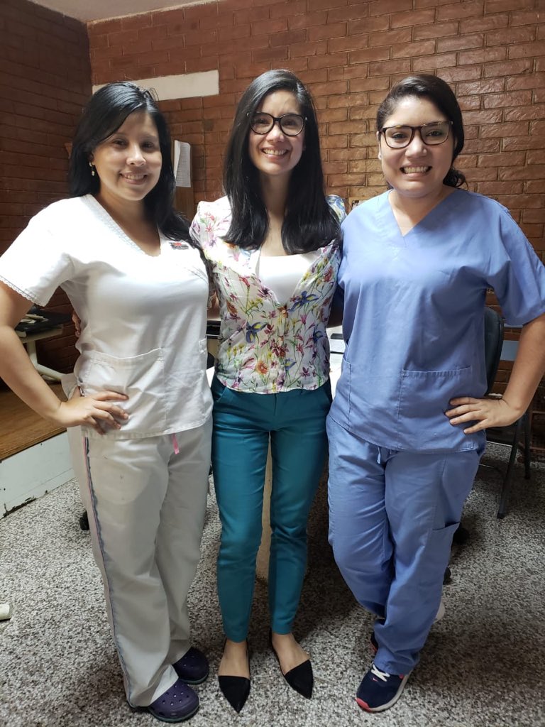 LizaAriasT's tweet photo. #DermatopathologyResidents #GroupOfFebruary #DraLizaArias #LovingDermpath https://t.co/1bUoBb1SZU