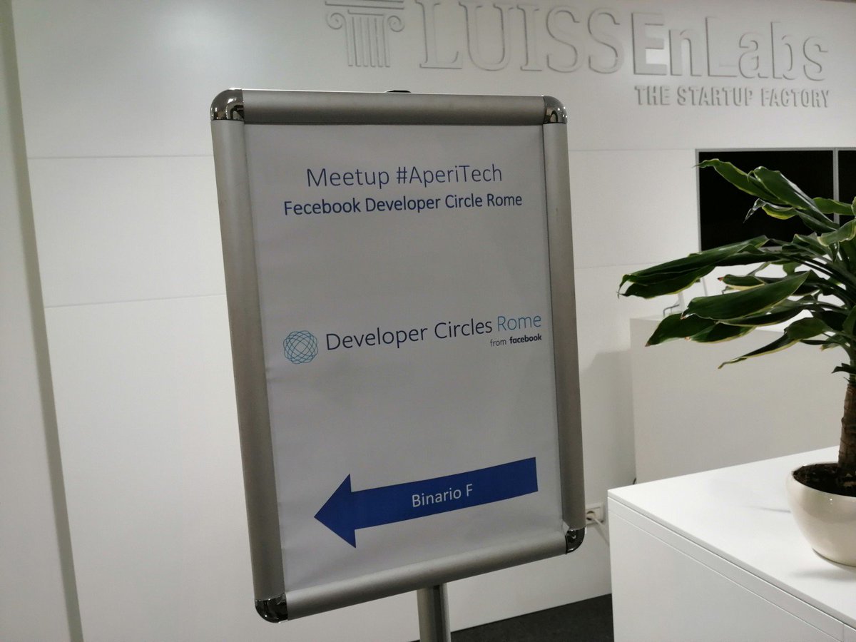 CodemotionIT's tweet photo. Nuovo #meetup #AperiTech per la #community di #FacebookDevCircle Roma con noi in collaborazione con @LVentureGroup e @EnLabs.
Questa sera Γ¨ stata fatta una panoramica a 360 gradi sulla rivoluzione industriale di quarta generazione. https://t.co/N5YwRS4E8k