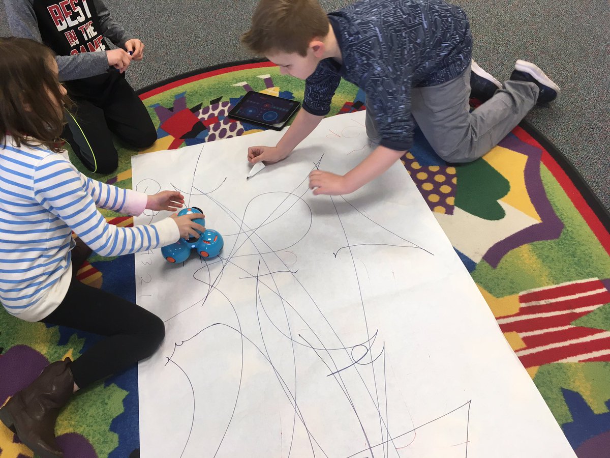 Putting our <a href="/WonderWorkshop/">Wonder Workshop</a> Daah sketch kits to good use this week in Robotics elective <a href="/PowellesPLAY/">Powell Elementary</a>