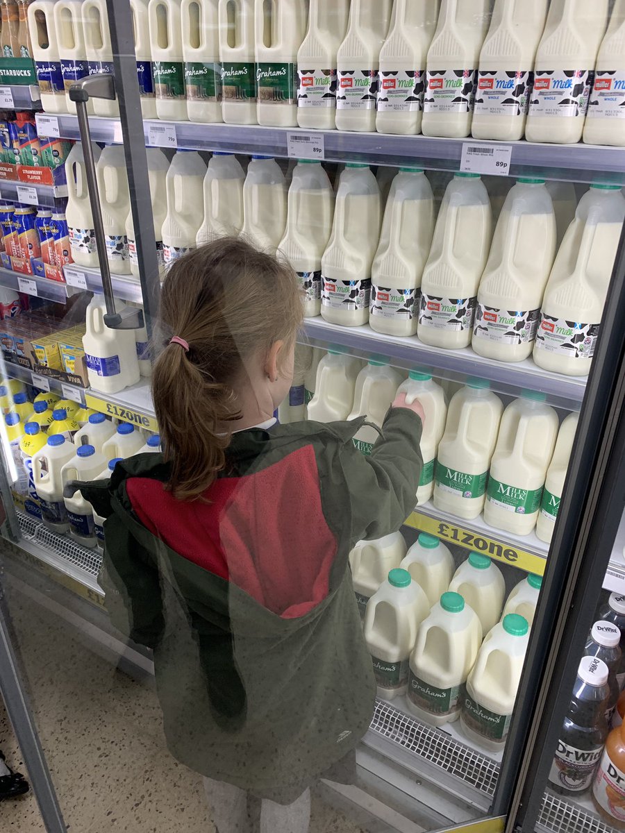 MissMachray's tweet photo. Pancake Day in Primary 1 consisted of writing a ‘Pancake Shopping List’ to take over to the shop to buy the ingredients for our pancakes. We had great fun getting to make our own pancakes 🥞 #PancakeDay️ #handlingmoney #independentlearners https://t.co/KFdIgkjHT8