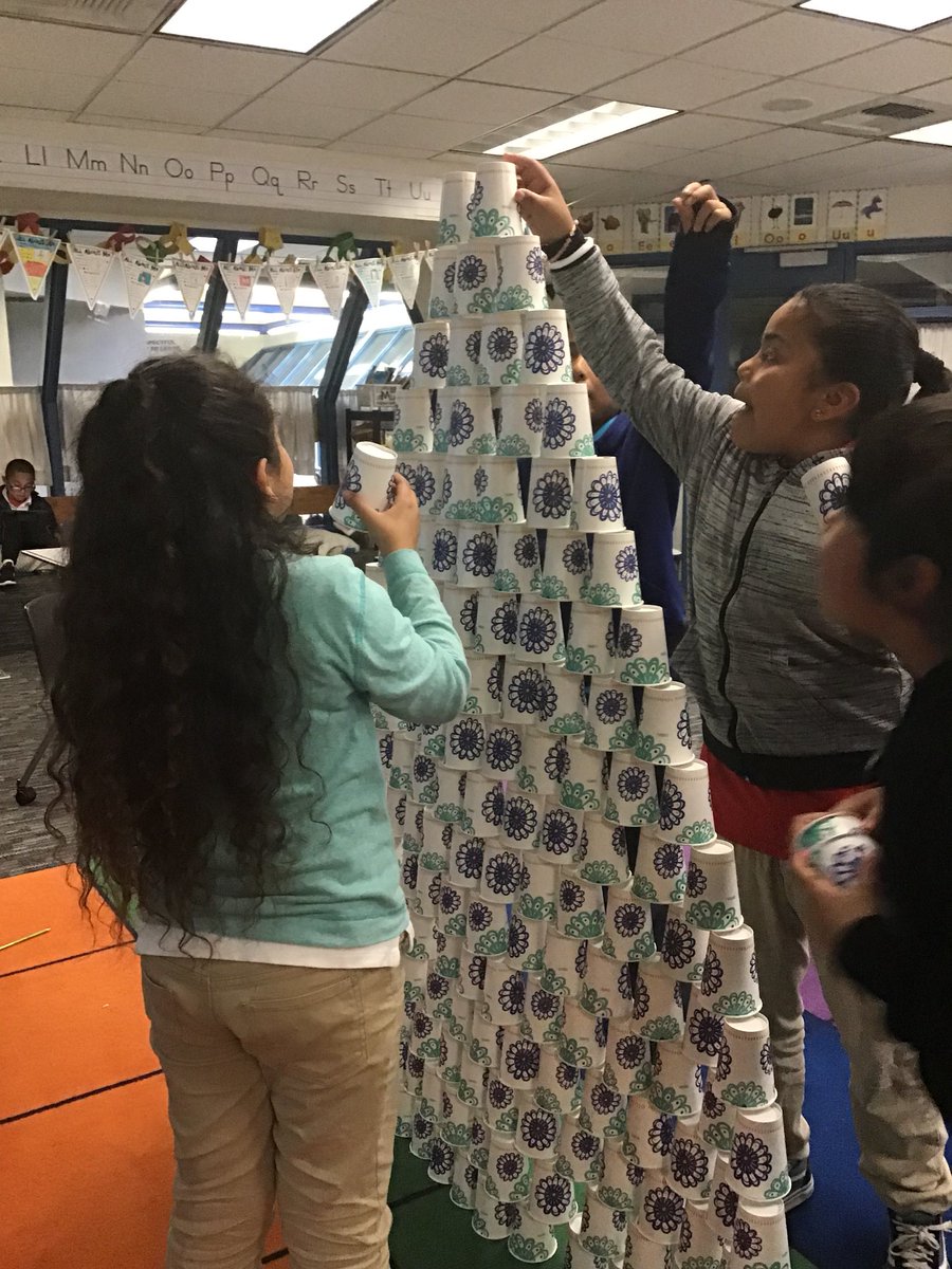 DebBessen's tweet photo. Look what these scholars chose to do during their indoor, rainy day recess!  Lots of planning, building, imagination, and fun!  @tusdheideman @TUSDschools #tusdthrives #heidemanstrong #secondgrade https://t.co/EI88bxLX7g
