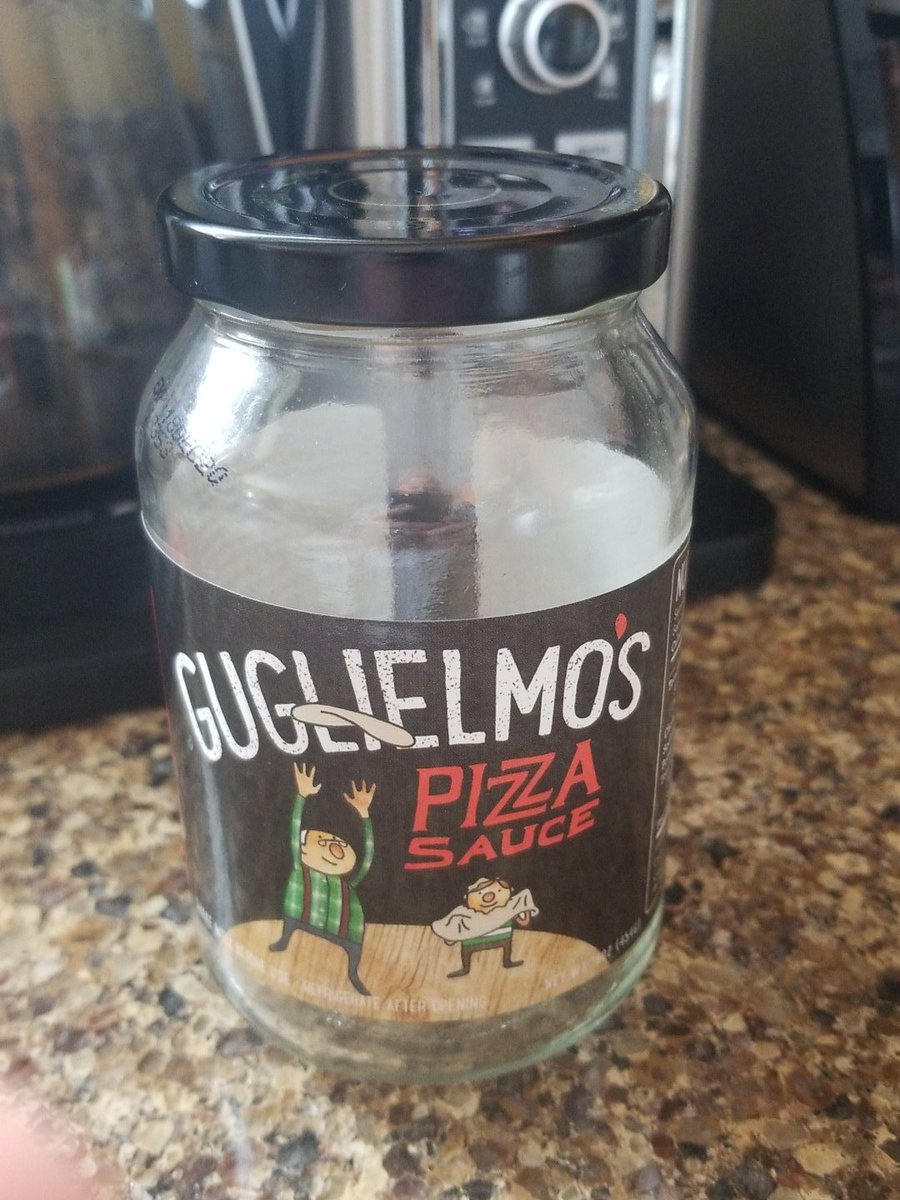 Cooker2112's tweet photo. @GuglielmoSauce it's hard to not to use up the Guglielmo once you get it home! 🍝 https://t.co/F9NMXYShl9