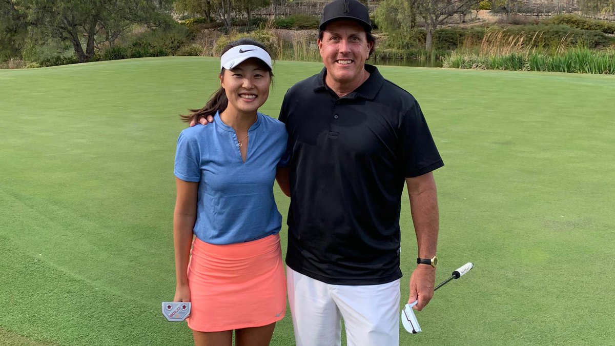 EpsonTour's tweet photo. .@SiGChamp Pre-Tournament News &amp; Notes include @brittjo1 getting into coaching, the 2018 #SymetraTour Player of the Year competing in North Port and a round with @PhilMickelson ⛳️ #SIGChamp #Road2LPGA

Story ➡️ https://t.co/S9ygbuwCWQ https://t.co/1HjiK3dUsL