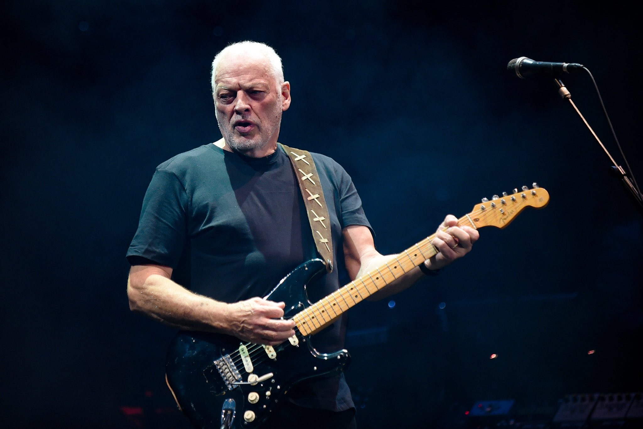 Happy birthday to David Gilmour 