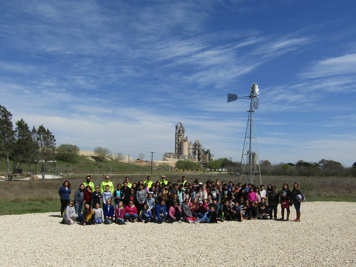 100-5th graders from Voss Farms Elementary, Building a foundation of excellence Tour <a href="/Balcones4818/">Cemex Balcones Plant</a> 
#5thgradesquad #buidingabetterfuture <a href="/agdelucad/">Antonio G. De Luca</a> <a href="/hbolioa/">Hugo Bolio</a>  <a href="/CEMEX_USA/">Cemex US</a>