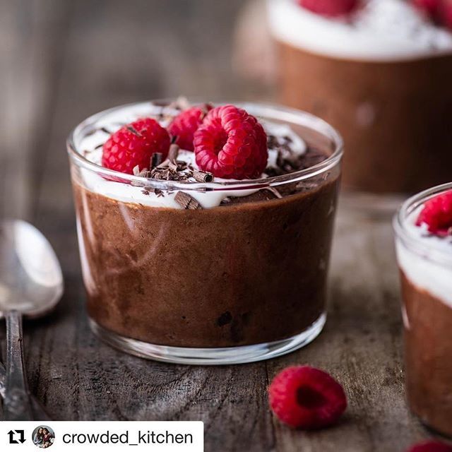 WECOTek's tweet photo. Oh...My...(Repost from @crowded_kitchen)
Pretty much always thinking about chocolate 🍫😆 Specifically, this vegan chocolate mousse! Have you tried it yet? Recipe on the blog! #crowdedkitchen
.
.
.
.
.
.
.
.
.
#plantpower #plantbased #plantpowered #foo… https://t.co/iMb1kaFfSh https://t.co/QL6twvFgE6