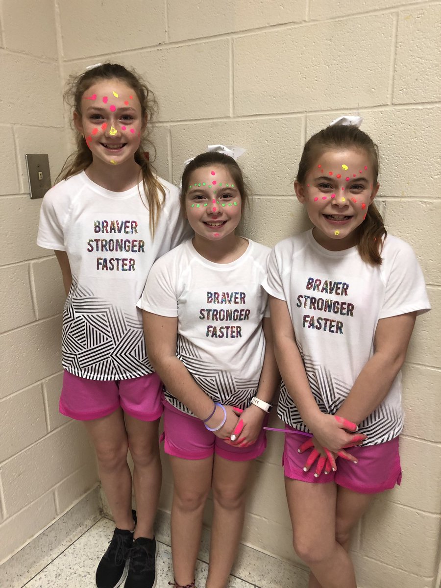 anna_grant's tweet image. Enjoyed watching these girls perform their Rhythm of the Night routine @Midway_Mustangs! #mesEmpowers  #180Midway