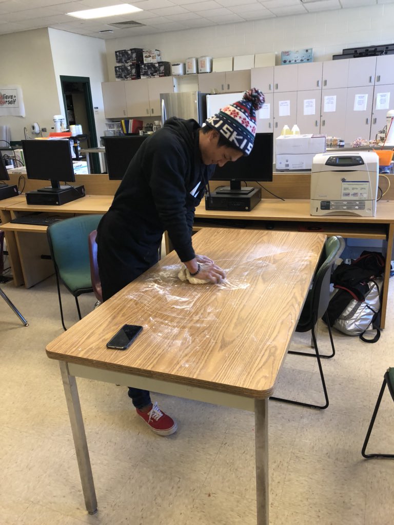 Imallaboutthef1's tweet photo. Starting our Yeast bread Unit in Foods I #SayYesToFCS #adulting101 #echhsfcscte @NCFCSEd @CTEforNC  #Foods I https://t.co/wRiCuI8h8h