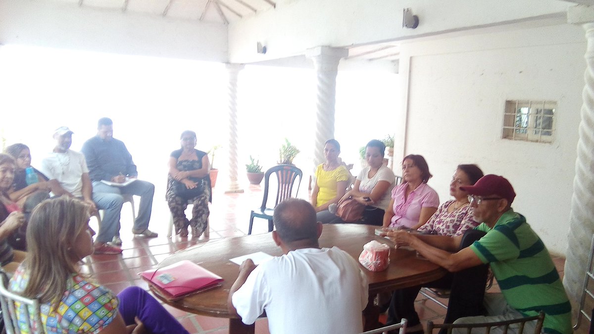 NgProVeFalcon's tweet photo. #6marzo reunión municipal con las mujeres en pro de la concentración #VamosVzla #VamosBien #PuntoFijo https://t.co/yan0Wzw1eQ