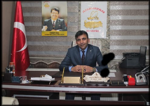 Regaip Kandilinin barış, kardeşlik ve dostluğu pekiştirerek, sevgi ve hoşgörü ortamına vesile olmasını temenni ediyor, ülkemize ve tüm insanlığa hayırlar getirmesini diliyorum.
Selam ve duayla
Regaip Kandiliniz Mübarek Olsun...